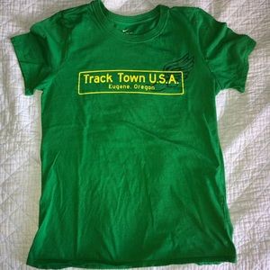 🌟University of Oregon Track and Field T-shirt